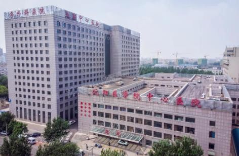 沈阳医学院附属中心医院口腔科种牙多少钱www.yadoo.cn