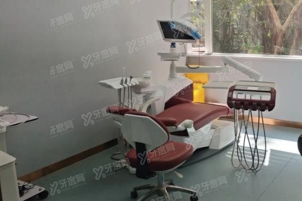 重庆荣昌阳光口腔门诊部www.yadoo.cn