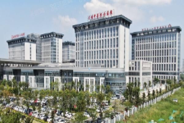 连云港市第一人民医院口腔科种植口腔医院种植牙怎么样www.yadoo.cn