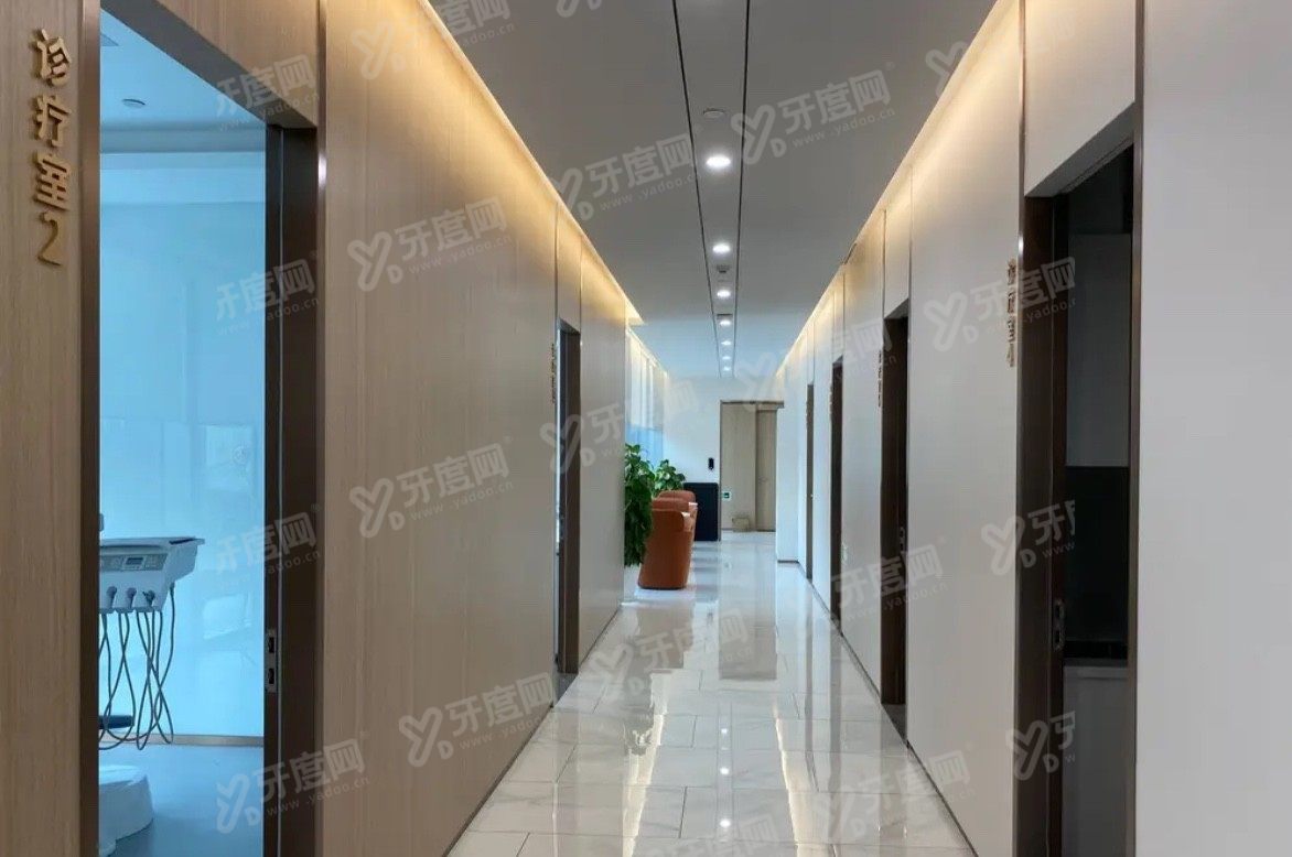上海易美口腔医院种植牙多少钱www.yadoo.cn