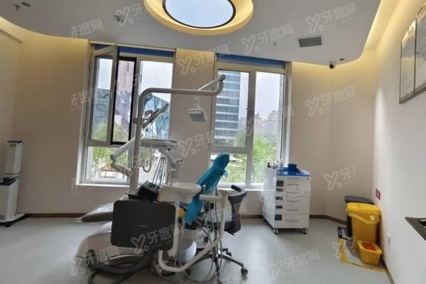青海西宁诺贝尔口腔医院价格表www.yadoo.cn