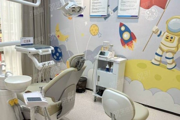 贵港佳士洁口腔医院价格表查询www.yadoo.cn