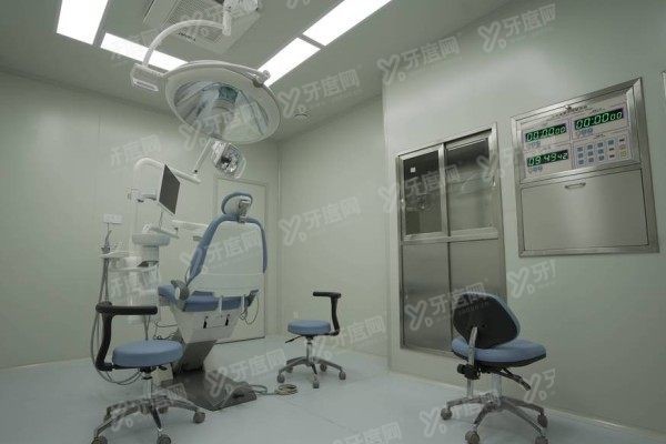 青岛中诺口腔医院院长简历www.yadoo.cn