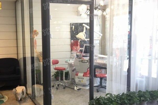 沈阳米兰口腔医院种植牙医生www.yadoo.cn