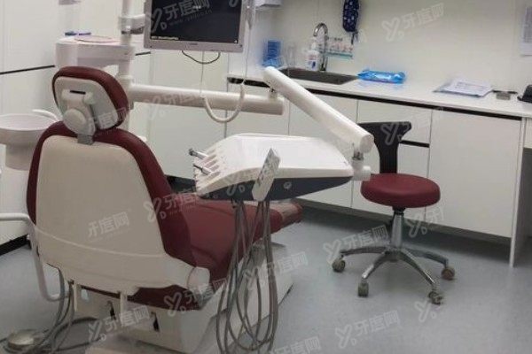 启东麦芽口腔医院医生