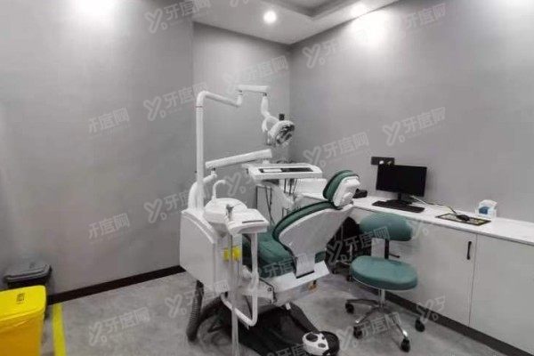 丹阳麦雅口腔医院种植牙多少钱