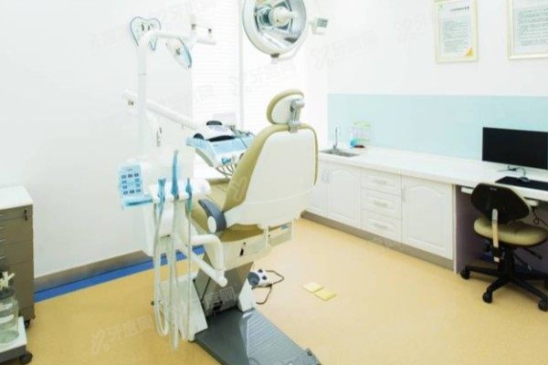 潍坊华贝口腔医院地址