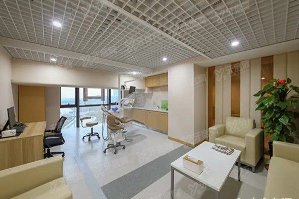 上海摩尔口腔七莘路店营业时间