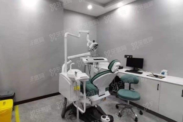 丹阳麦雅口腔医院种植牙多少钱