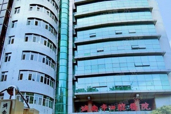 济南市口腔医院总院区在哪里停车