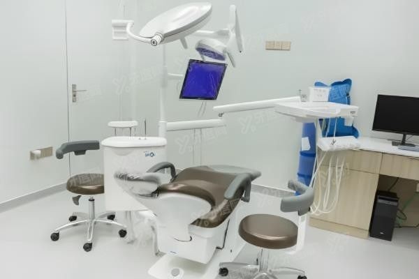 汕头奥诗卡口腔医生一览表