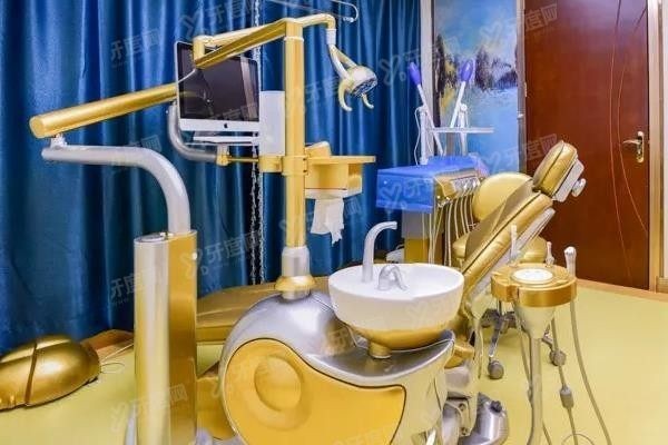 佛山曙光金子口腔种植牙价格表