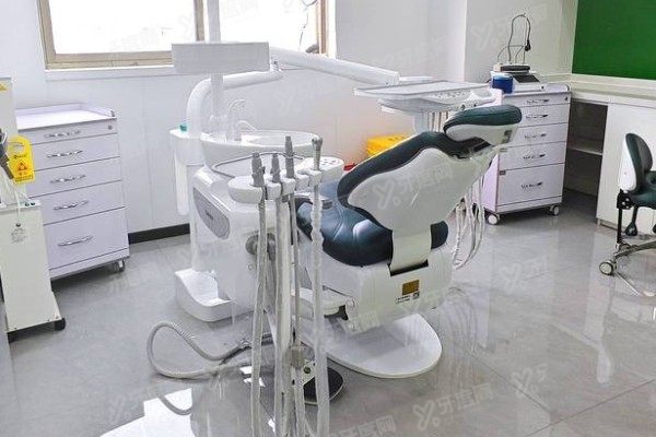 盐城中喜口腔医院牙齿矫正医生介绍,