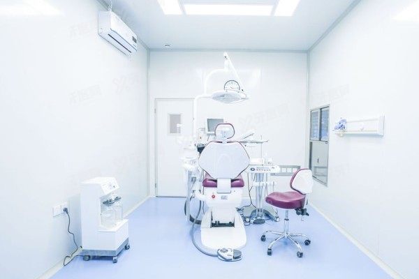 西安双宝口腔医院医生团队