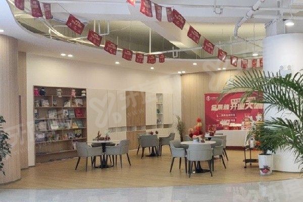 大理金莱雅口腔医生推荐