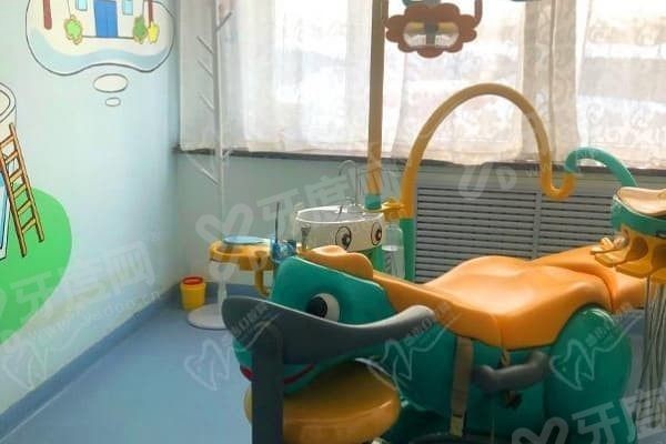 青海西宁华康口腔医院半口种植怎么样，青海西宁华康口腔医院口碑怎么样